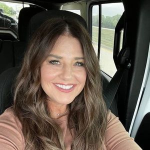 Meet your Posher, Carissa